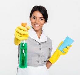uniformes para os profissionais de limpeza