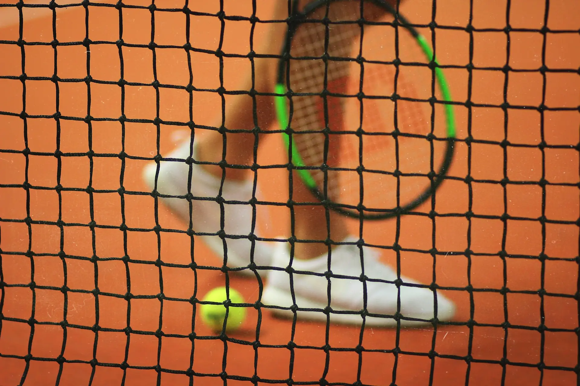 Elegância e competição: A magia do tênis em cada raquetada